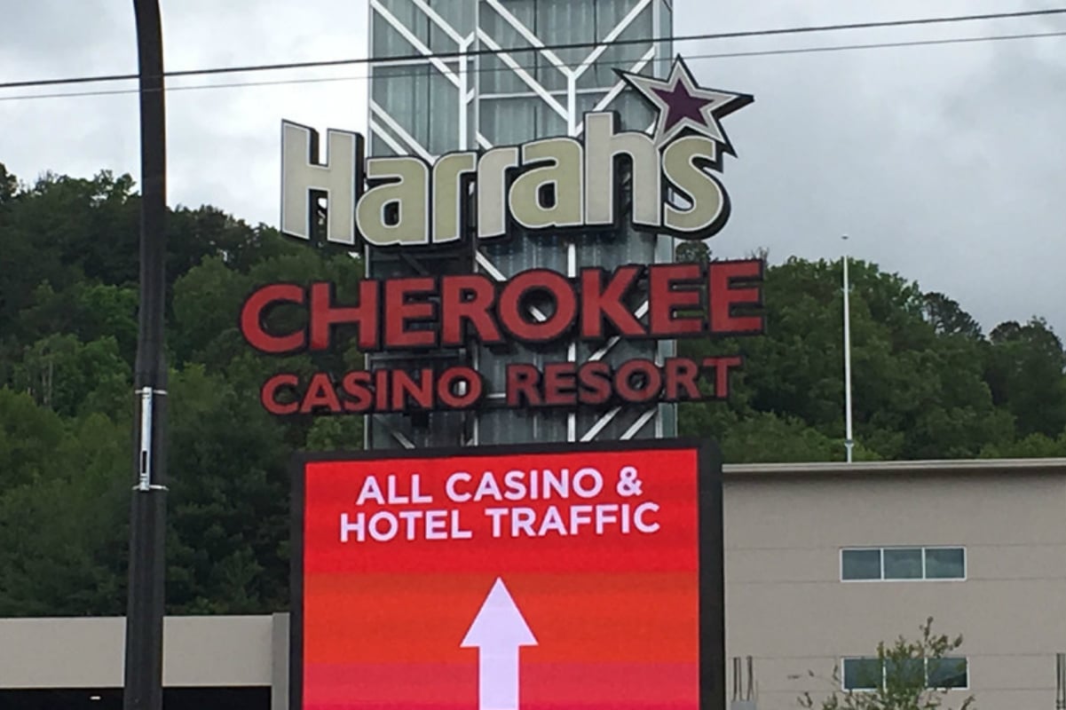 Harrah’s Cherokee Casinos in North Carolina Remain Open, Defy Stay-at-Home Order