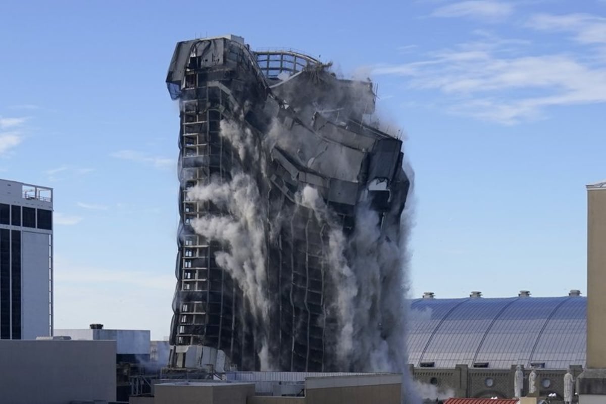 Trump Plaza Implosion Symbolic Ending to Donald Trump Casino Career