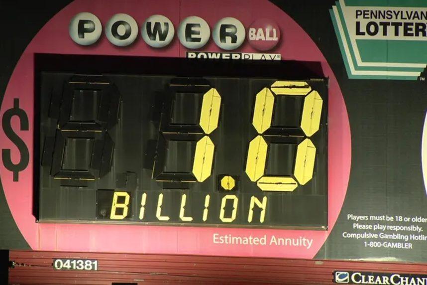 Powerball Jackpot Reaches $1B a Week After Mega Millions Hits for $1.13B