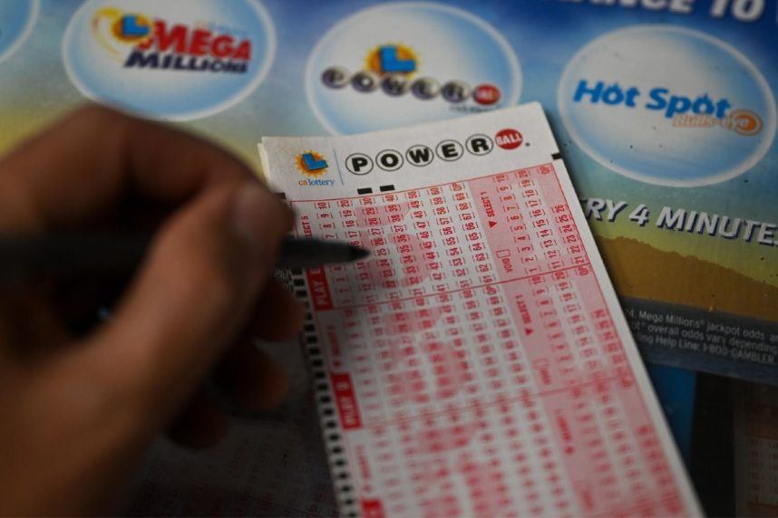 Powerball Jackpot Balloons to $550M, Next Drawing Wednesday Night