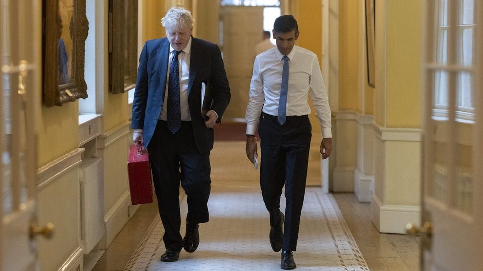 Smarkets Lines Turn for Boris Johnson, Rishi Sunak in UK Elections