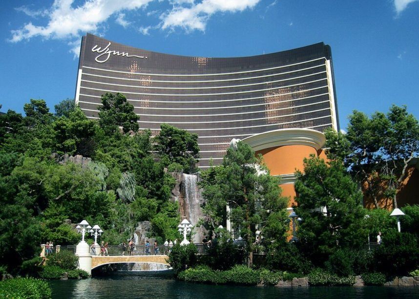 Wynn Las Vegas Sued by Family of Woman Who Died at Slot Machine