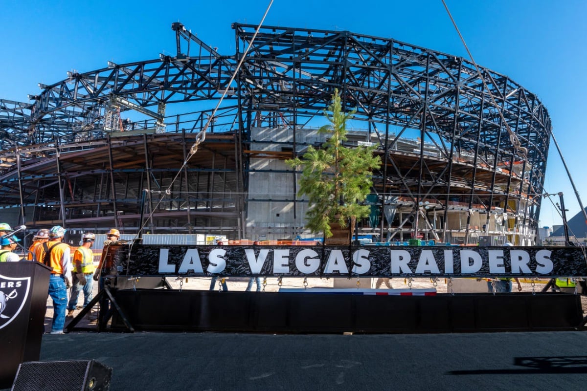 Las Vegas Officials Submit NCAA Host Bids, City Viewed as Frontrunner for Marquee Events