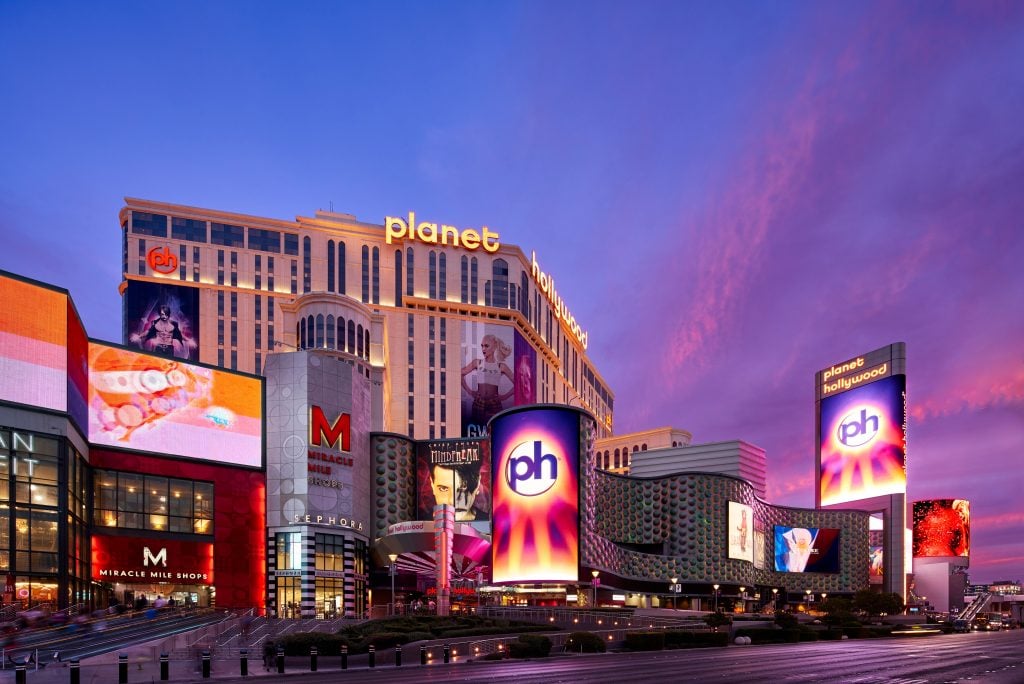 Caesars to Resume Seven-Day Hotel Service at Planet Hollywood, The LINQ This Month