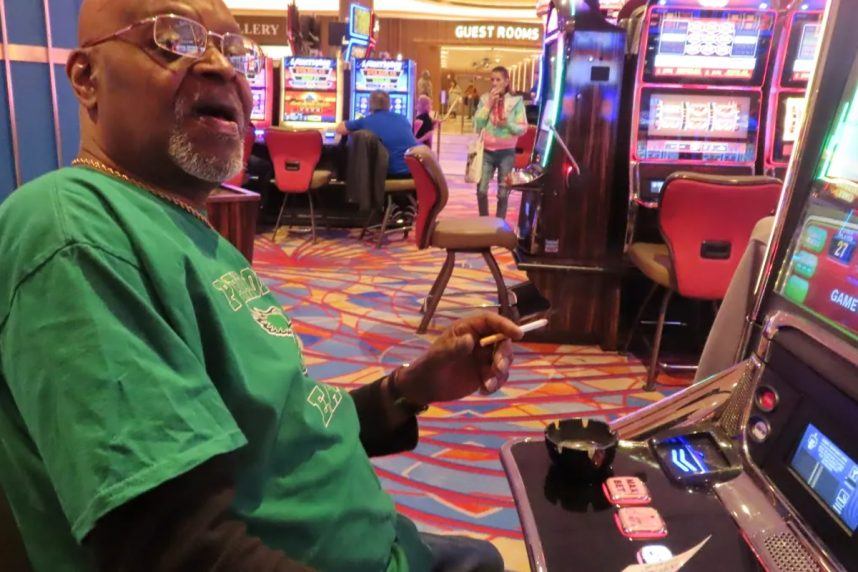 Casino Smoking Opponents Argue That Workers’ Rights Are Being Violated