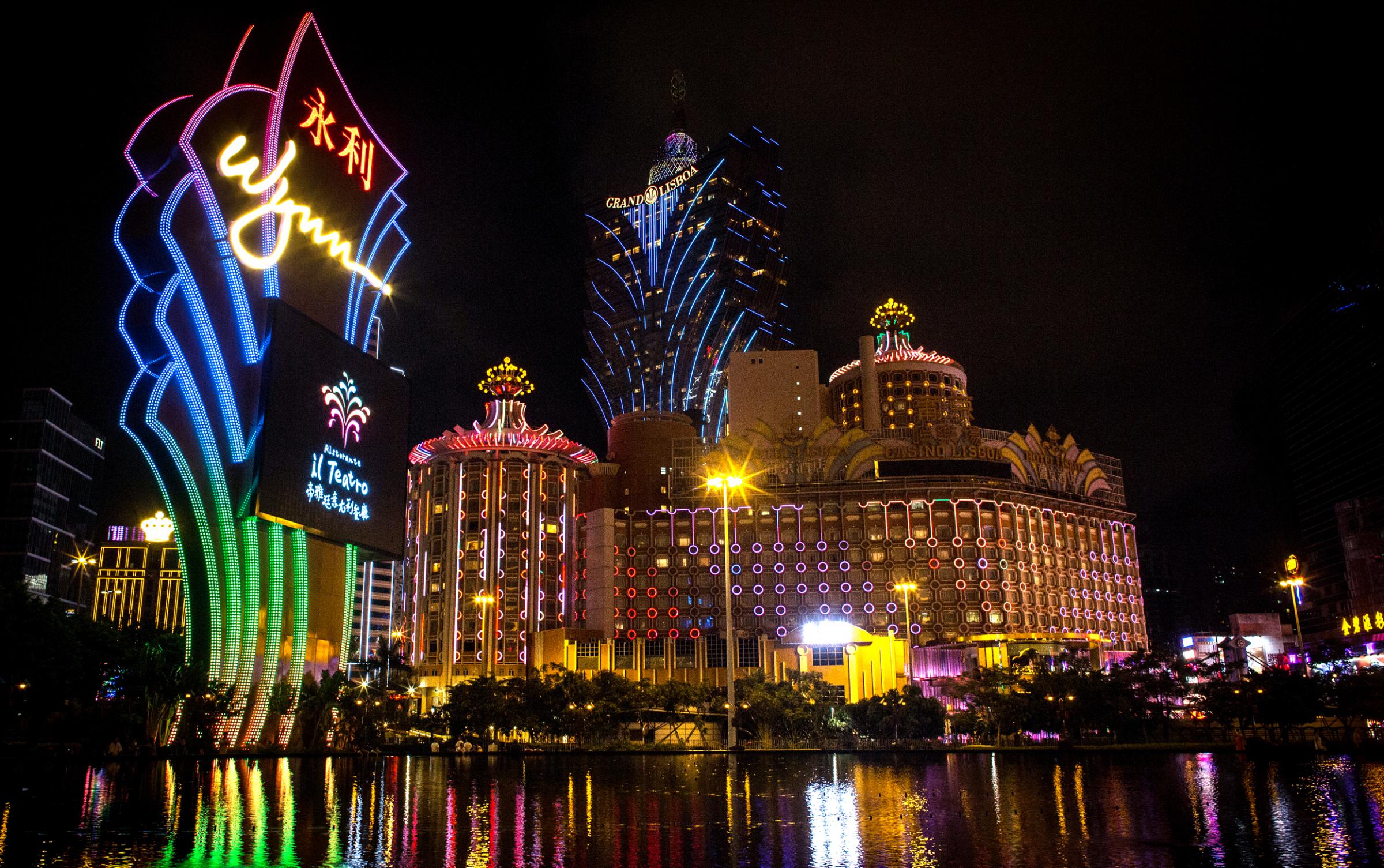 Relaxed Visa Controls Could Make or Break Macau January as Analysts Forecast Flat GGR Growth