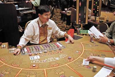 Table Games Beat Out Baccarat as Nevada Revenues Drop for February