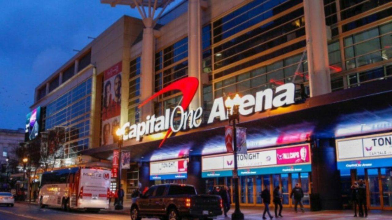 William Hill Cap One Arena Sportsbook Debuts, Could Provide Needed Alternative to DC Lottery Lines