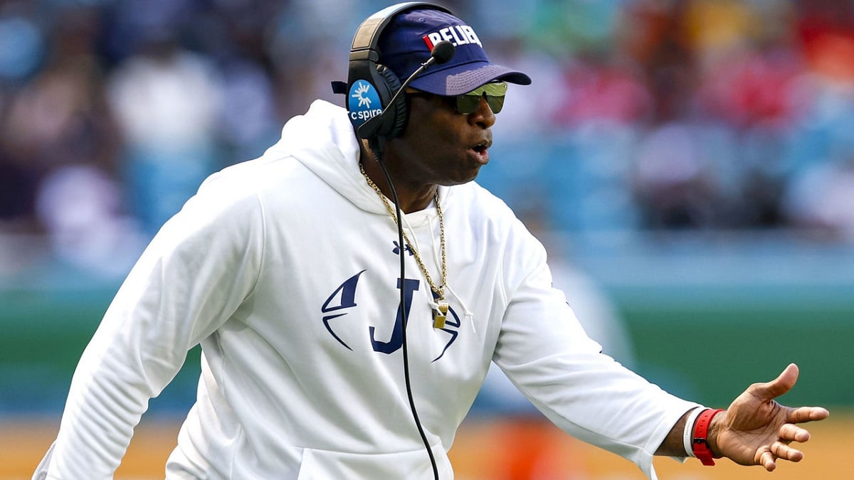 Colorado Buffaloes May Offer Vacant Head Coaching Job to Deion Sanders