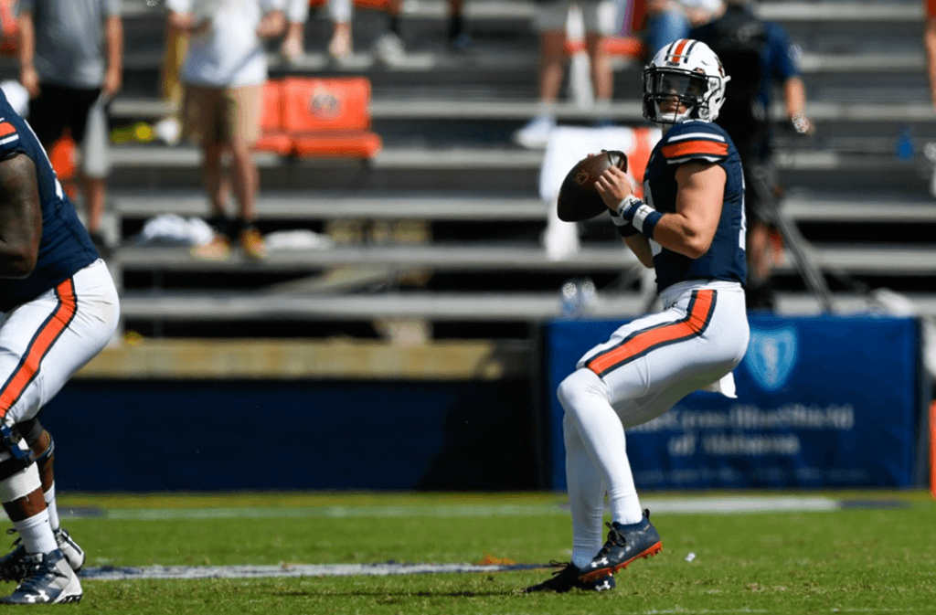 College Football: Auburn Looks to Upset Georgia in Season’s First Top 10 Showdown