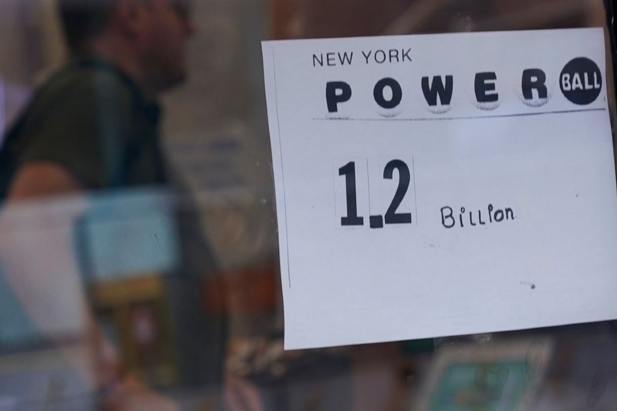 Powerball Tickets Purchase Deadline Nears for Wednesday’s Estimated $1.2B Jackpot Drawing