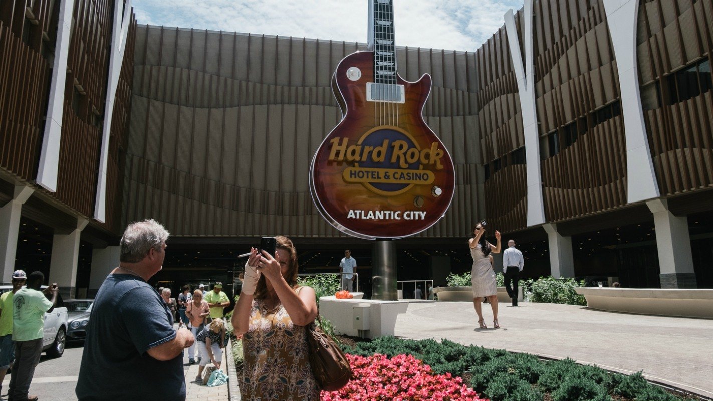 Atlantic City Casino Profits Plunge 15 Percent in 2018, Increased Competition Blamed